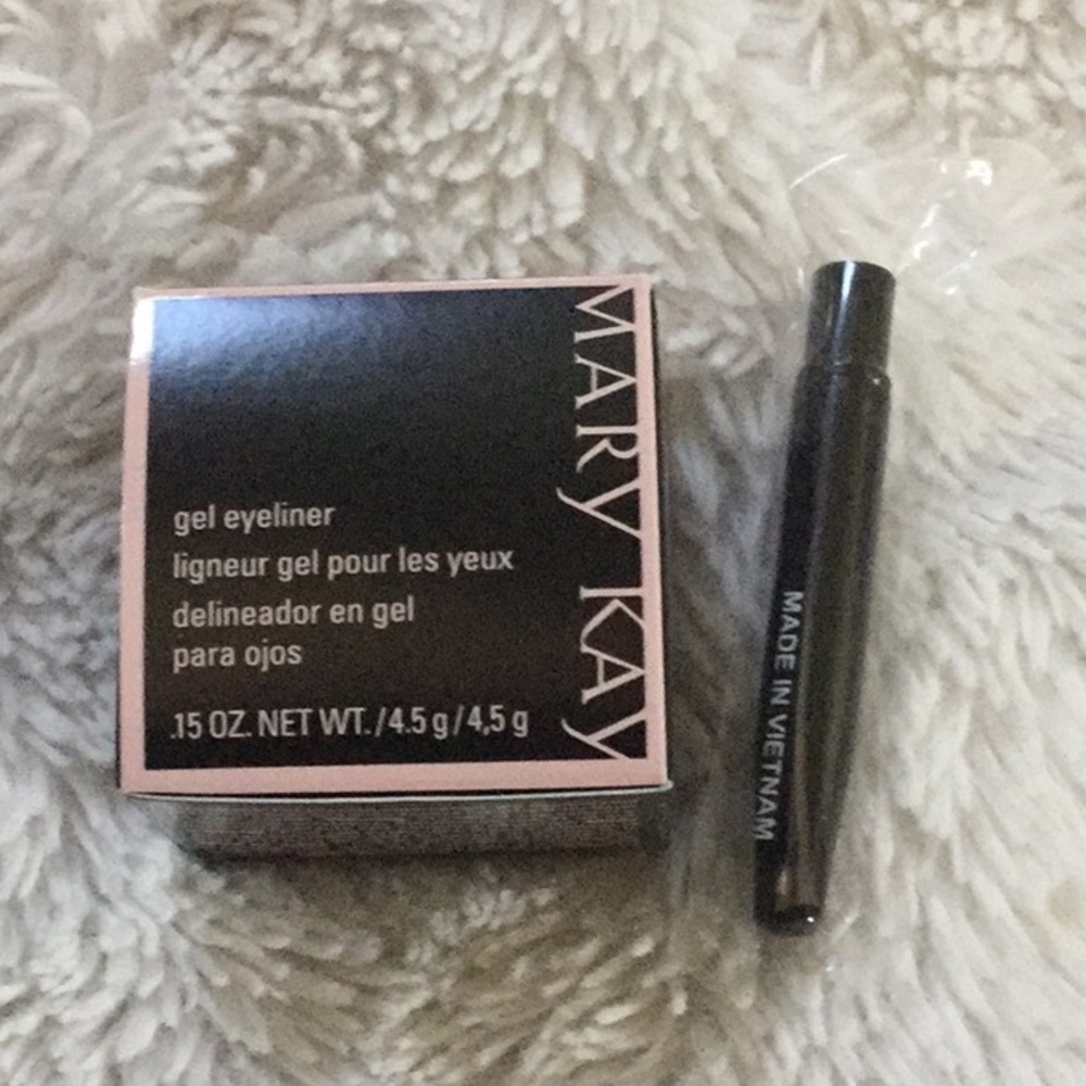 New! 💋 Mary Kay gel eyeliner 💋
